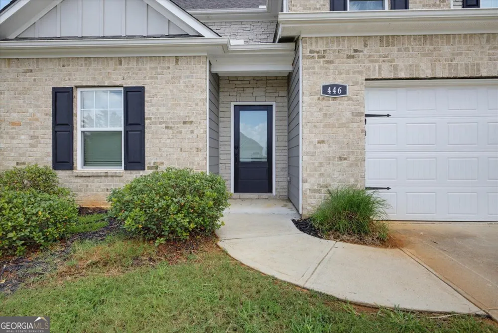 446 Samara CT Fairburn, GA 30213