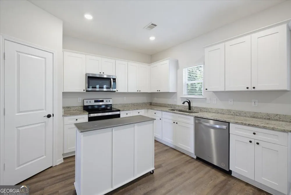 446 Samara CT Fairburn, GA 30213
