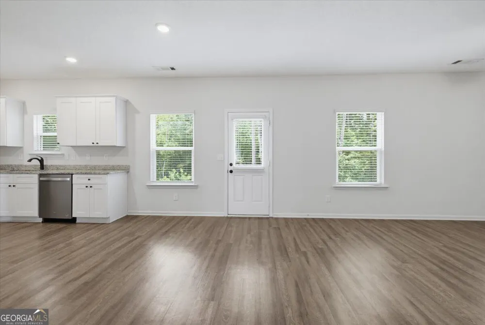 446 Samara CT Fairburn, GA 30213