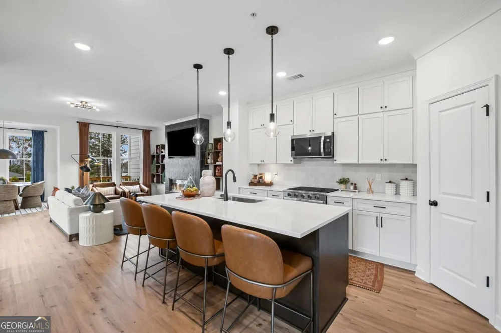 228 Village Overlook Canton, GA 30114