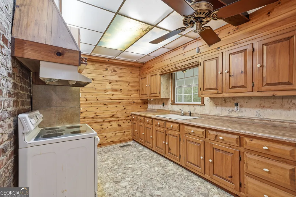 61 Wilderness TRL Ellijay, GA 30540