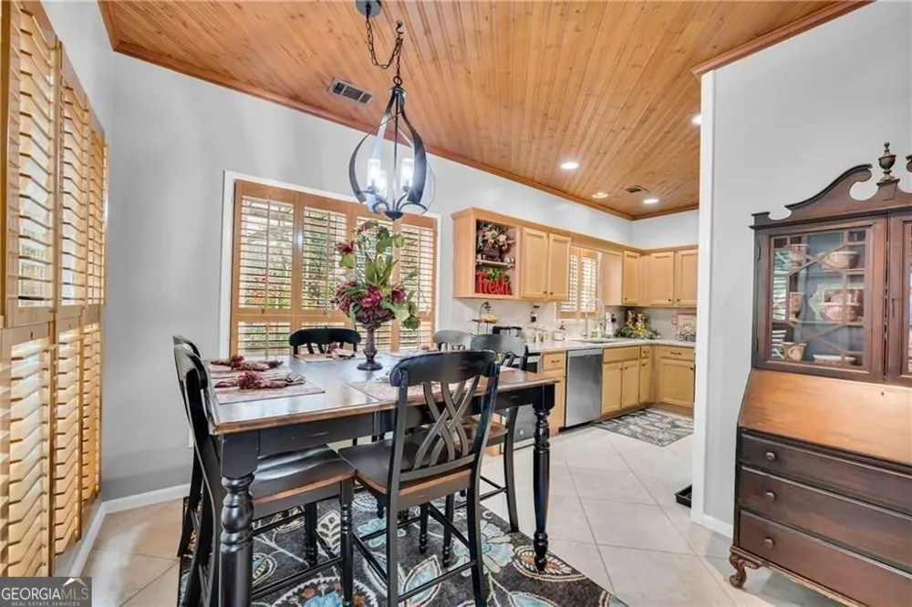 5724 Newberry Point DR Flowery Branch, GA 30542