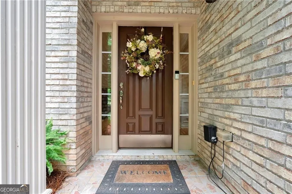 5724 Newberry Point DR Flowery Branch, GA 30542