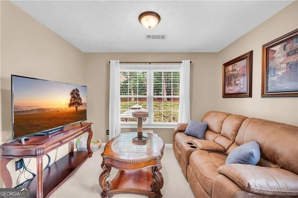 5724 Newberry Point DR Flowery Branch, GA 30542