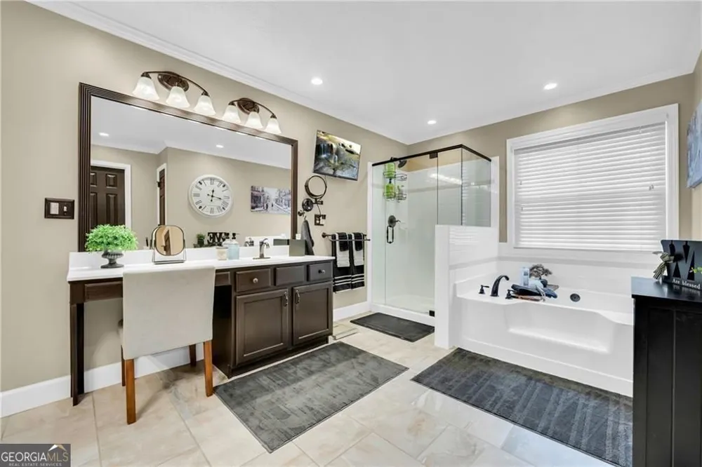 5724 Newberry Point DR Flowery Branch, GA 30542