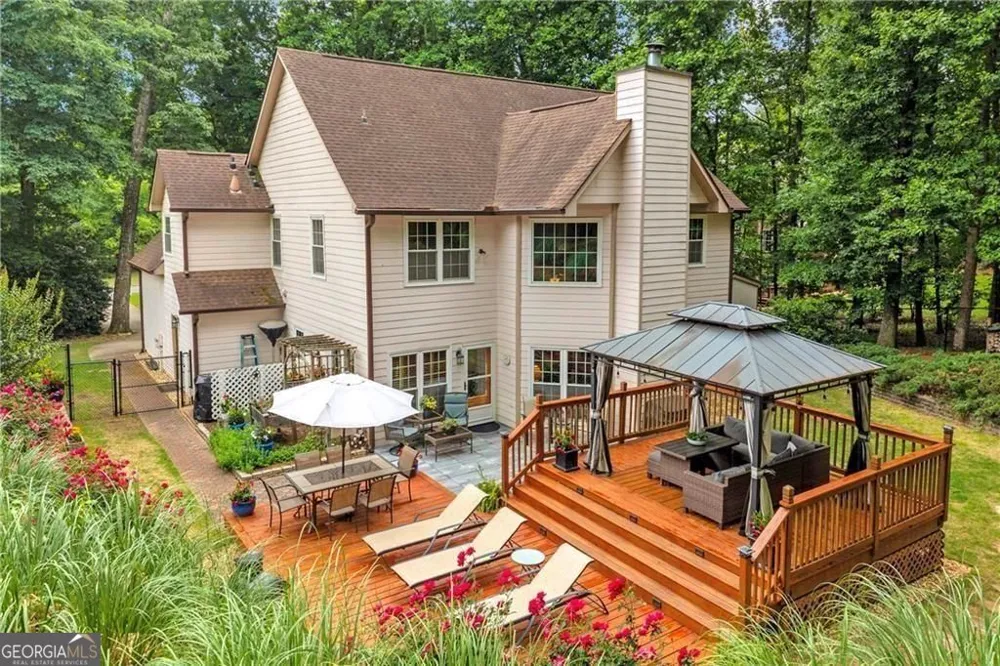 5724 Newberry Point DR Flowery Branch, GA 30542