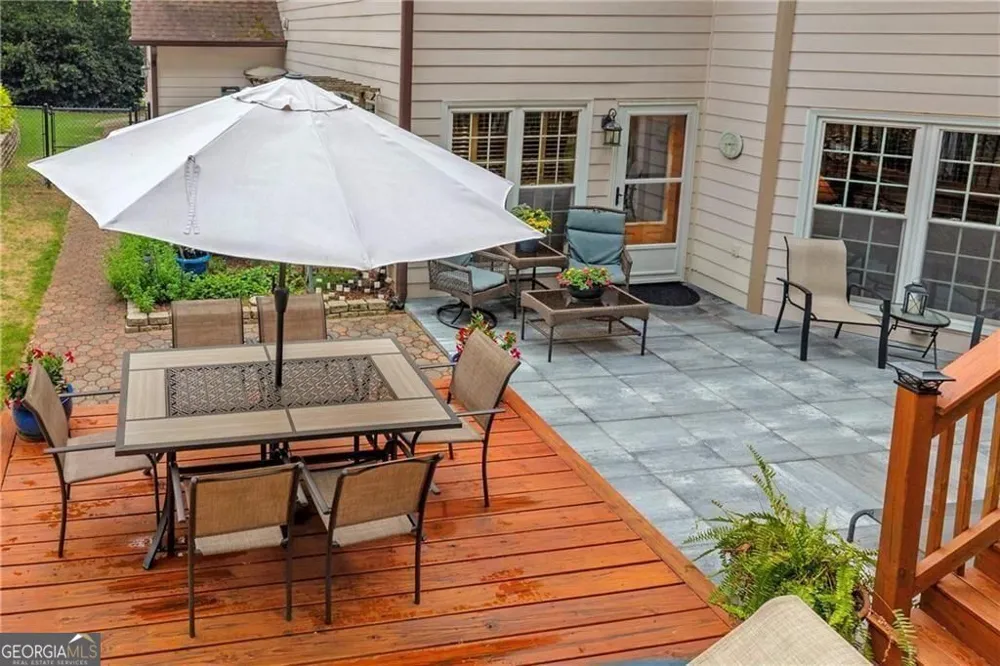 5724 Newberry Point DR Flowery Branch, GA 30542