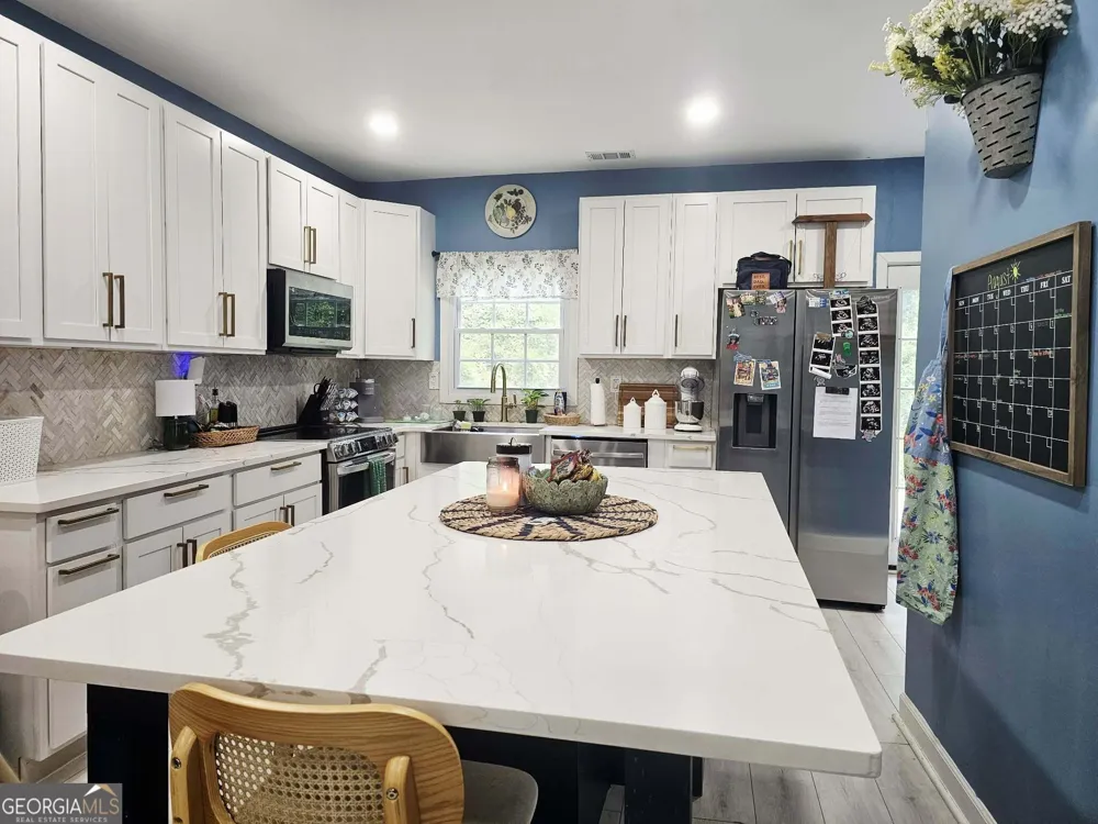 603 Avenue F West Point, GA 31833
