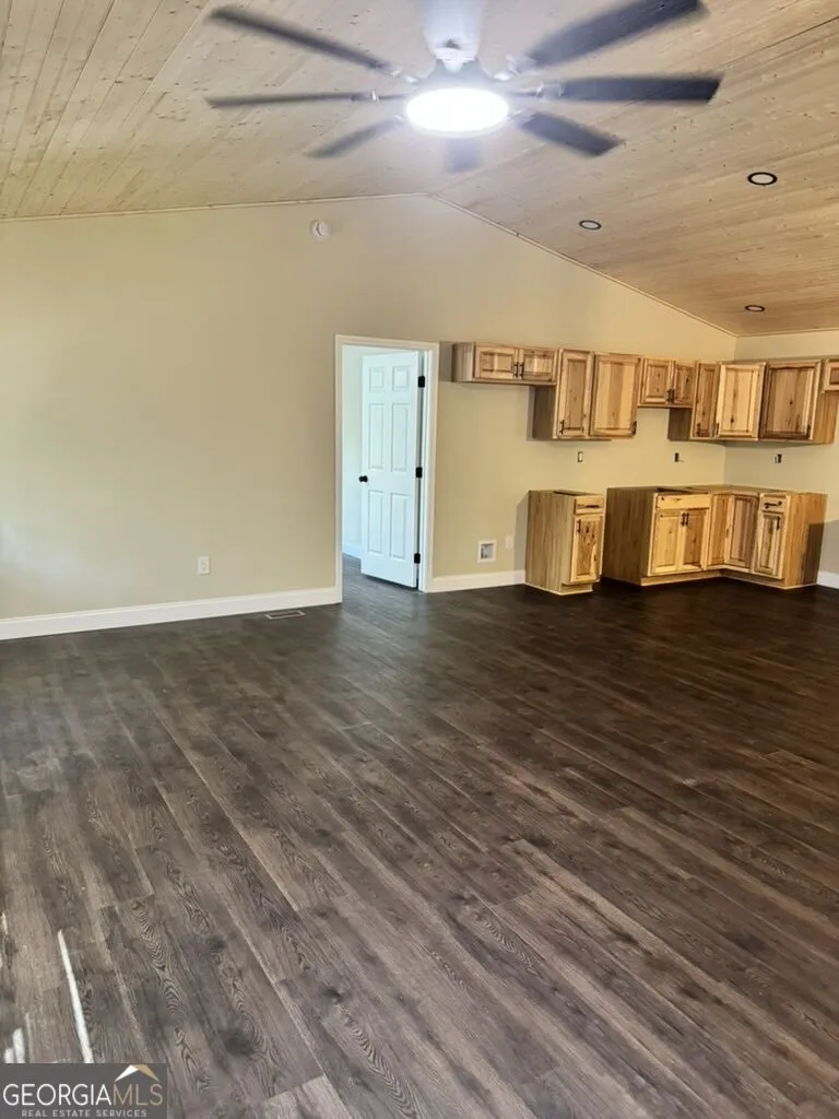 205 Gumlog DR Lavonia, GA 30553