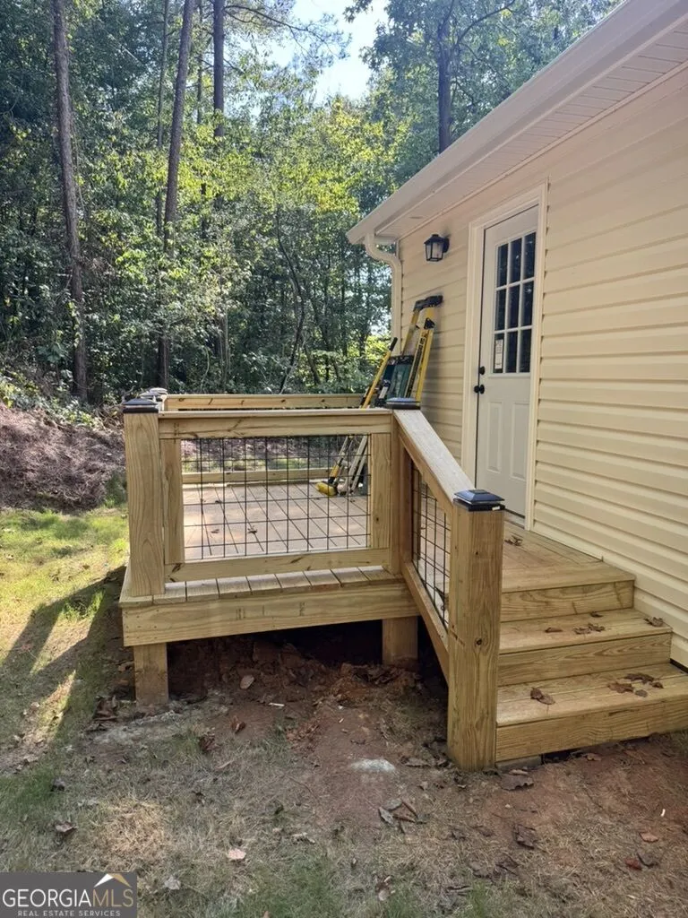205 Gumlog DR Lavonia, GA 30553