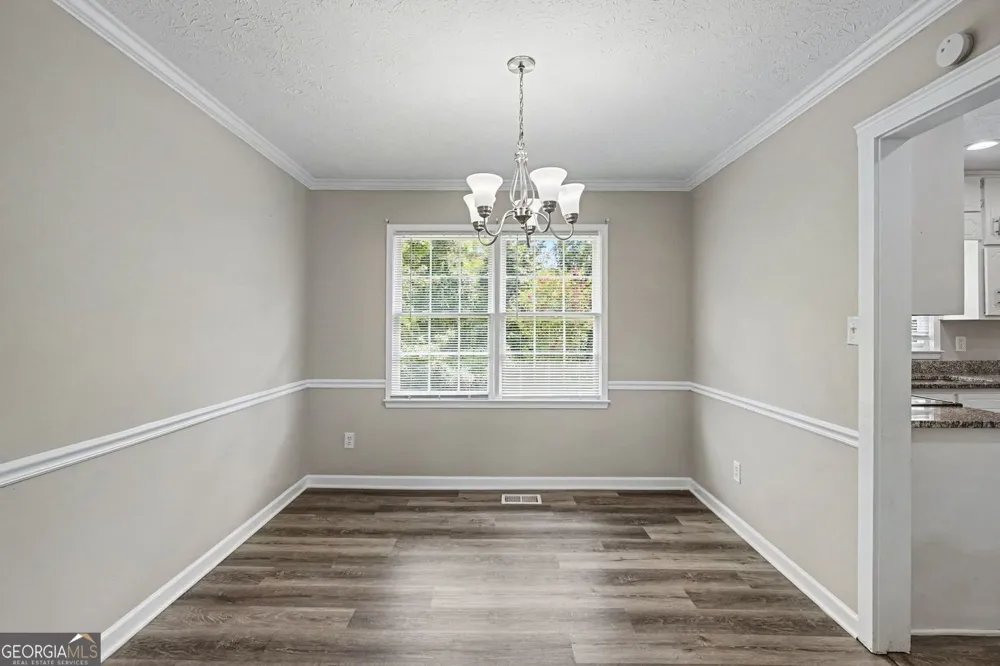 125 Beacon DR Fayetteville, GA 30215