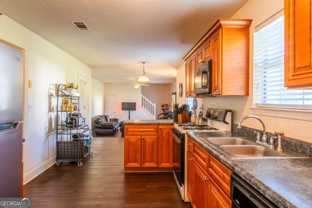 1731 Duren Fields WAY Lithonia, GA 30058