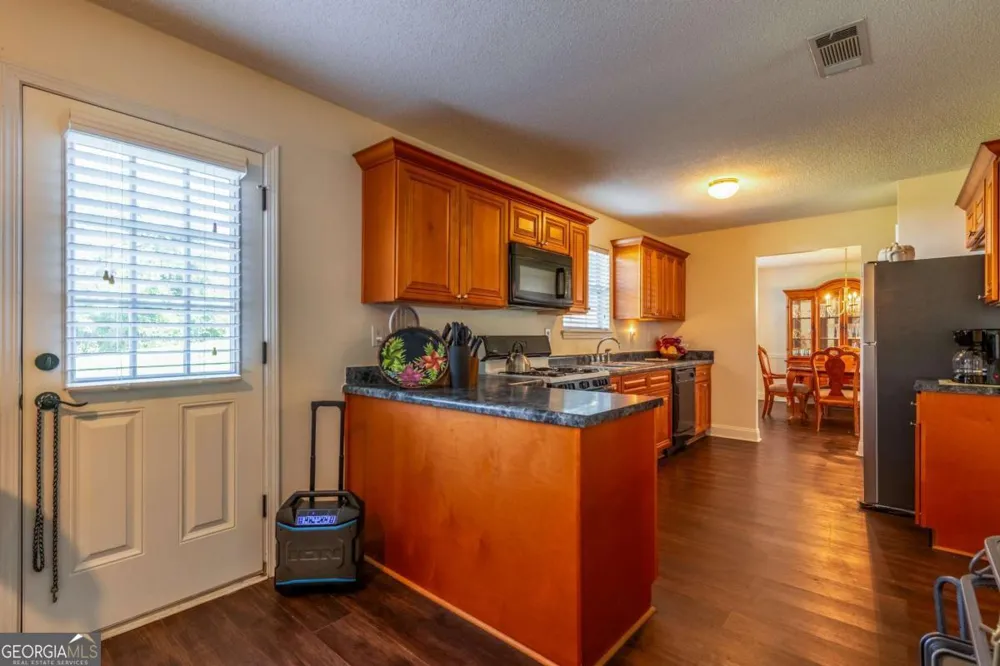 1731 Duren Fields WAY Lithonia, GA 30058