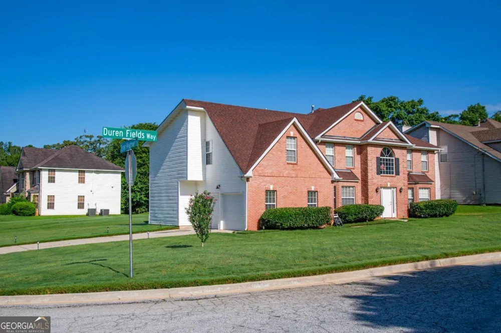 1731 Duren Fields WAY Lithonia, GA 30058