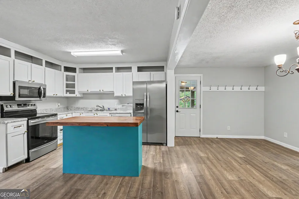 1172 Yorkhouse RD Rabun Gap, GA 30568