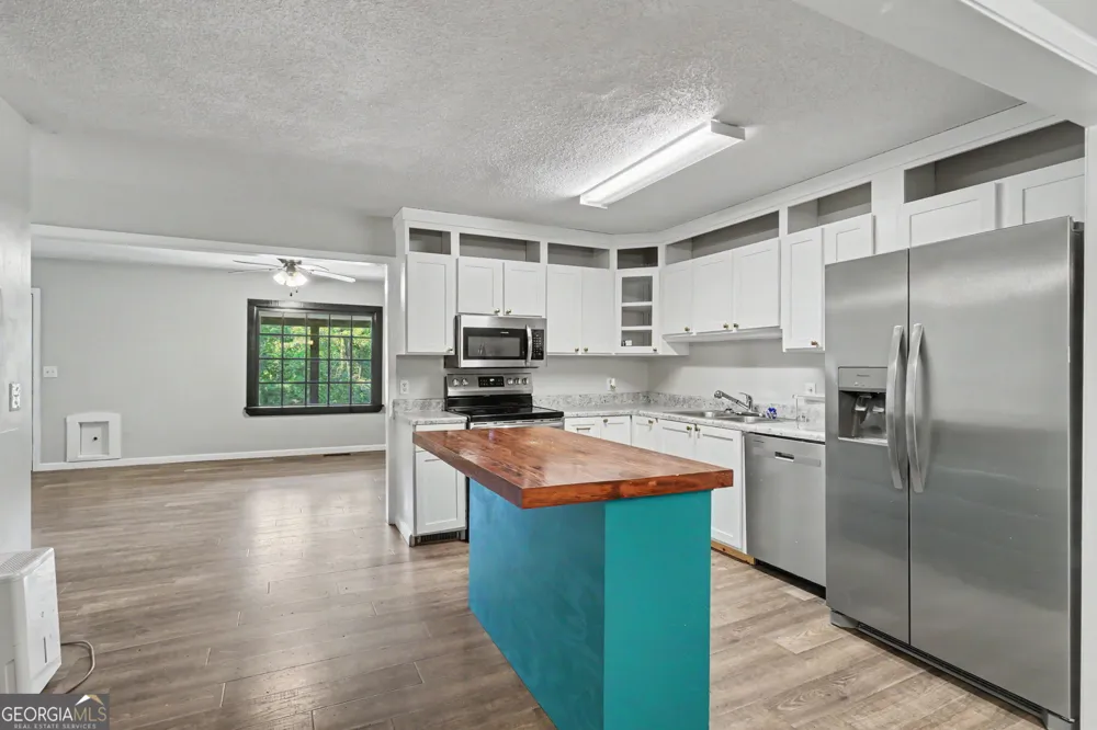 1172 Yorkhouse RD Rabun Gap, GA 30568