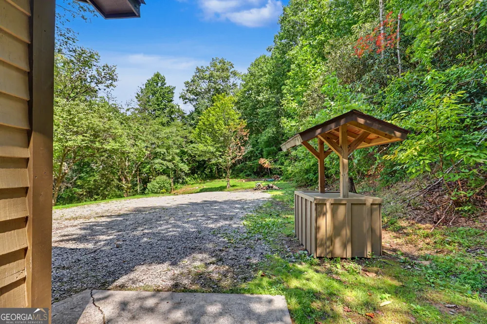 1172 Yorkhouse RD Rabun Gap, GA 30568