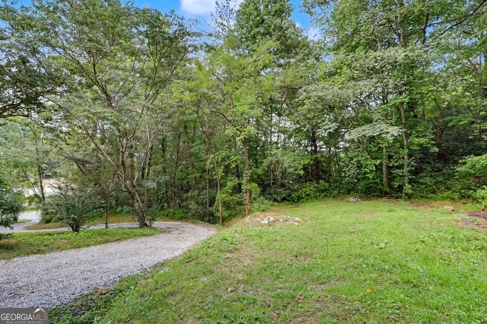 1172 Yorkhouse RD Rabun Gap, GA 30568