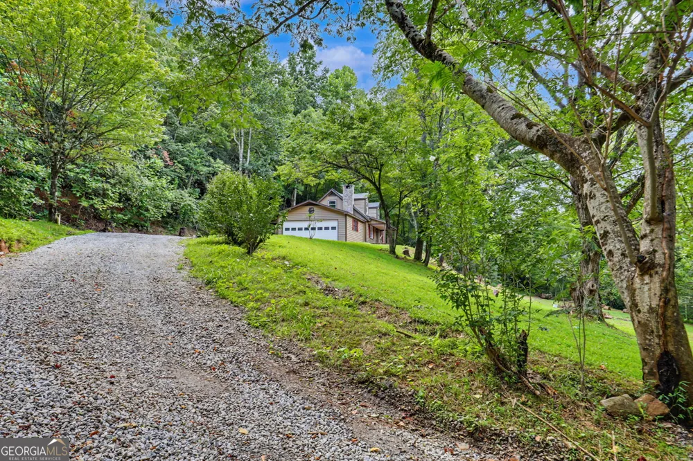 1172 Yorkhouse RD Rabun Gap, GA 30568