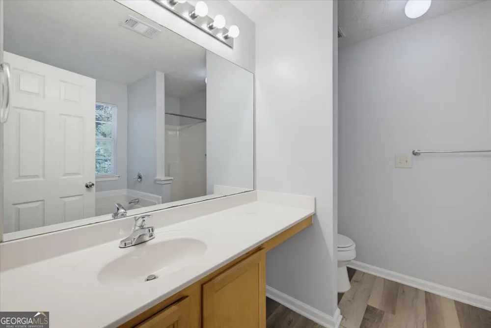 137 Spring Walk WAY Lawrenceville, GA 30046