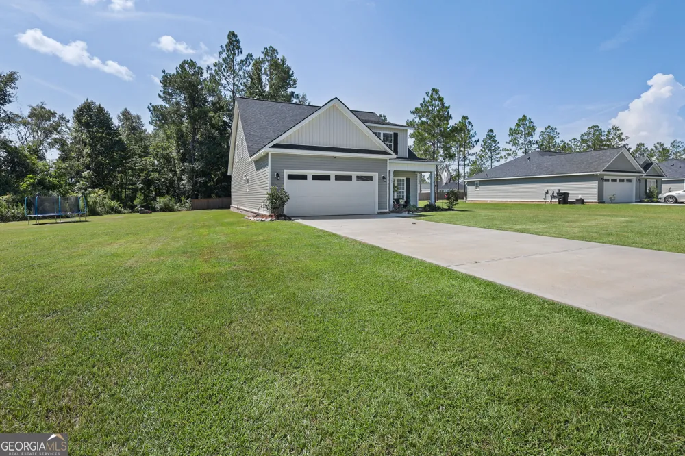 342 Tallulah BND Ellabell, GA 31308
