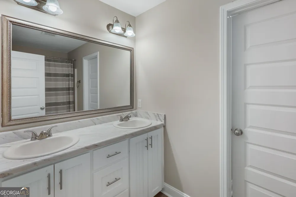 342 Tallulah BND Ellabell, GA 31308