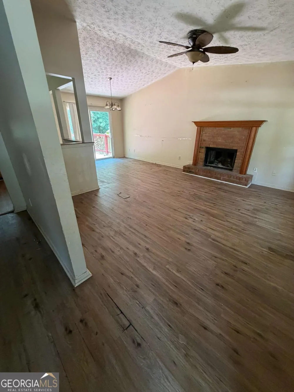 6495 Emerald Pointe CIR College Park, GA 30349