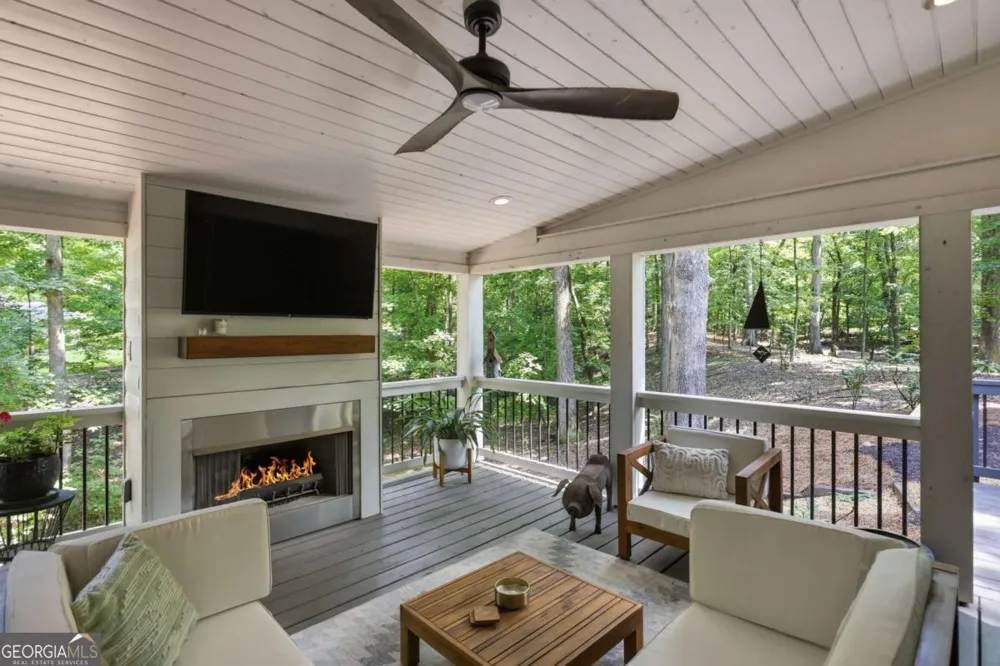 713 N Saint Marys LN NW Marietta, GA 30064