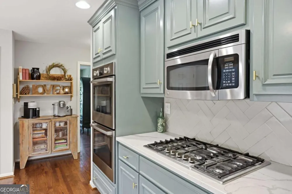 713 N Saint Marys LN NW Marietta, GA 30064