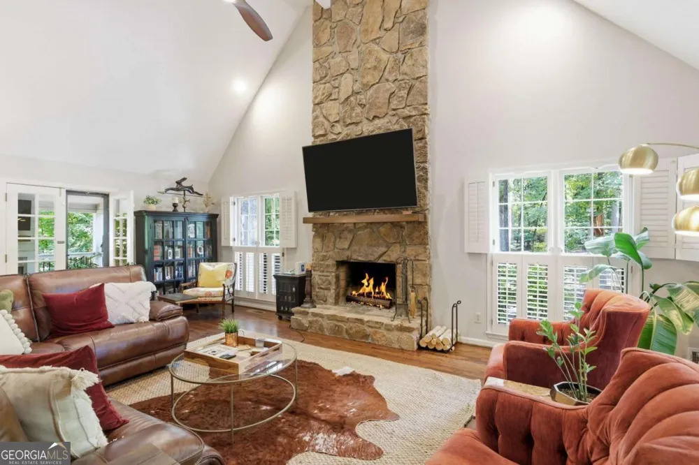 713 N Saint Marys LN NW Marietta, GA 30064
