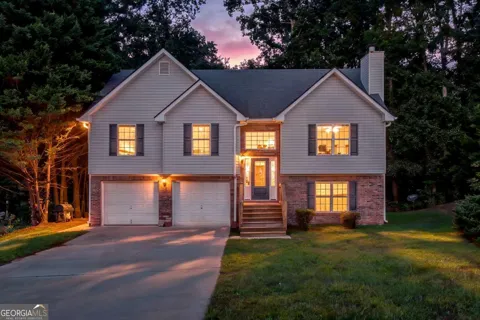 4718 Middleboro LN