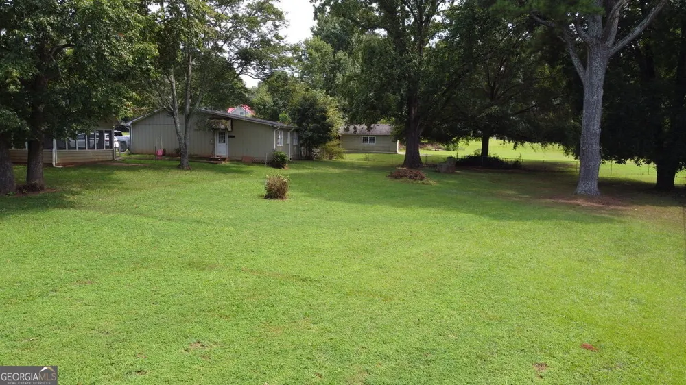 81 Crowell RD SE Conyers, GA 30094