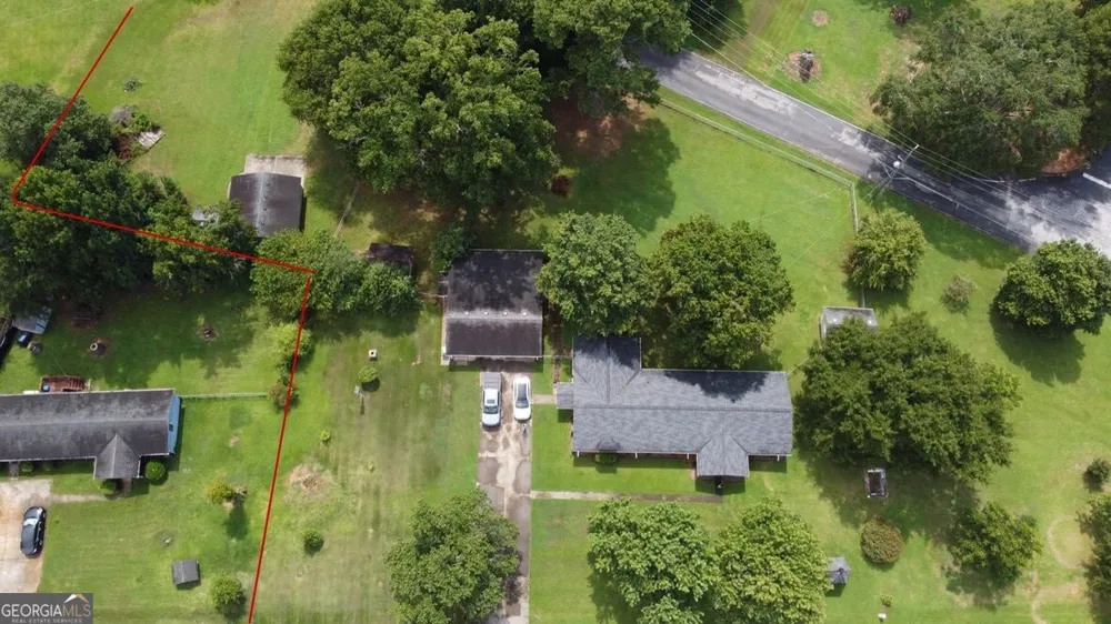 81 Crowell RD SE Conyers, GA 30094