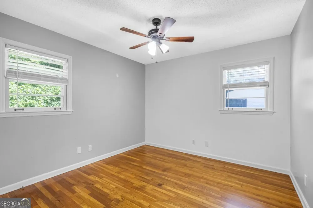 2544 W Laurel Ridge DR Decatur, GA 30033
