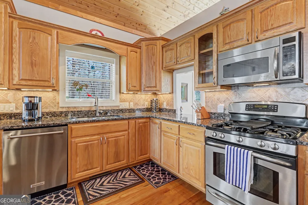 1176 Tiger Pass DR Tiger, GA 30576