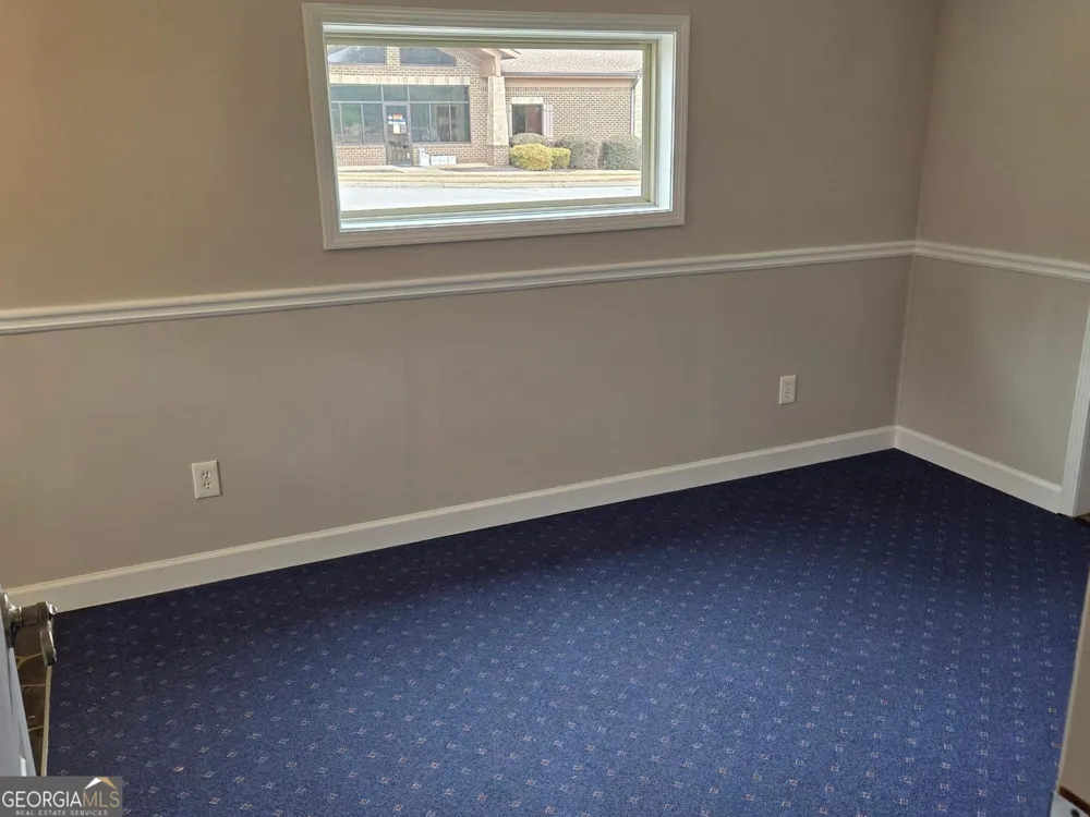 293 N Broad ST Winder, GA 30680
