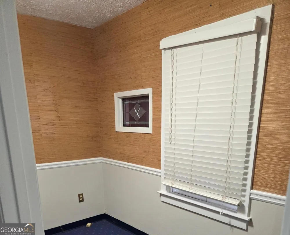 293 N Broad ST Winder, GA 30680