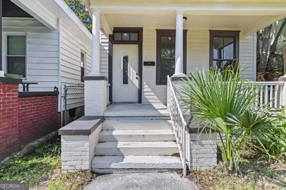 604 W 40Th ST Savannah, GA 31415