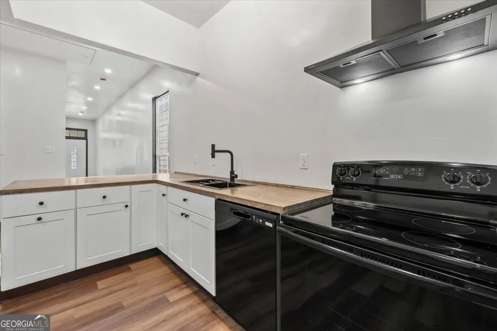 604 W 40Th ST Savannah, GA 31415