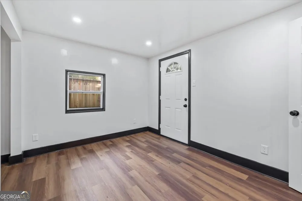 604 W 40Th ST Savannah, GA 31415