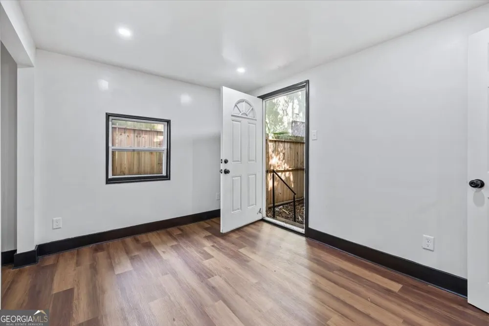 604 W 40Th ST Savannah, GA 31415