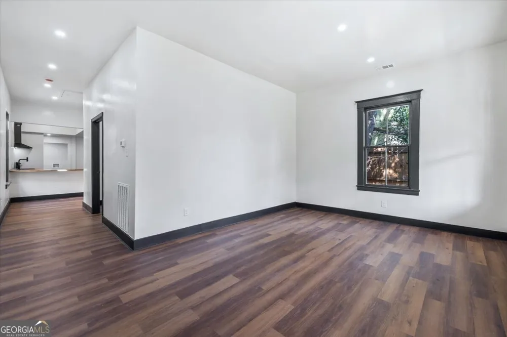 604 W 40Th ST Savannah, GA 31415