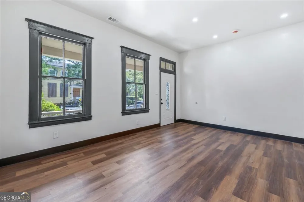 604 W 40Th ST Savannah, GA 31415