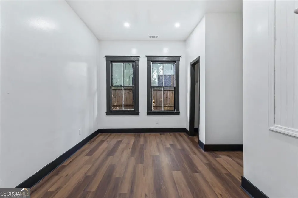 604 W 40Th ST Savannah, GA 31415