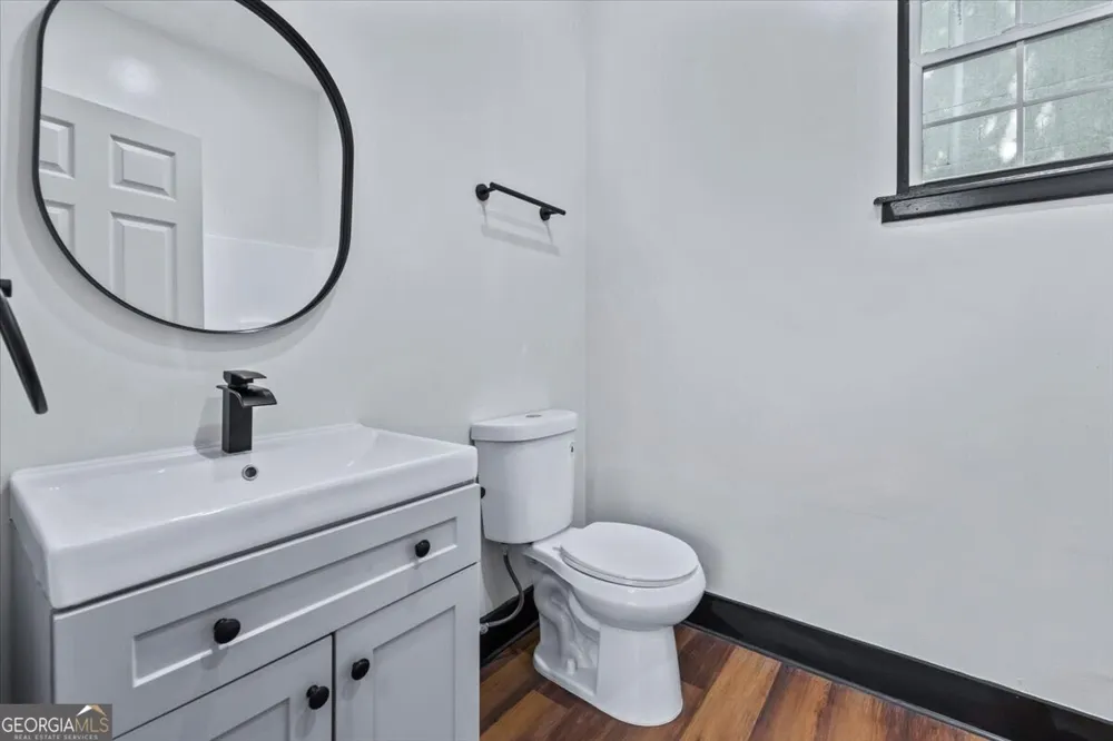 604 W 40Th ST Savannah, GA 31415