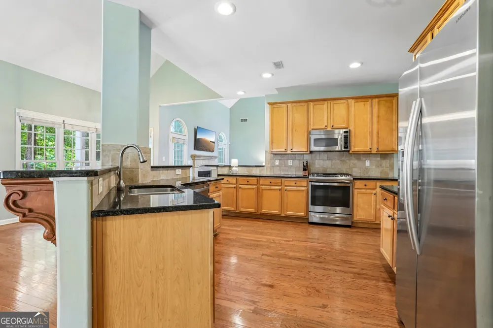 77 Greenview DR Newnan, GA 30265