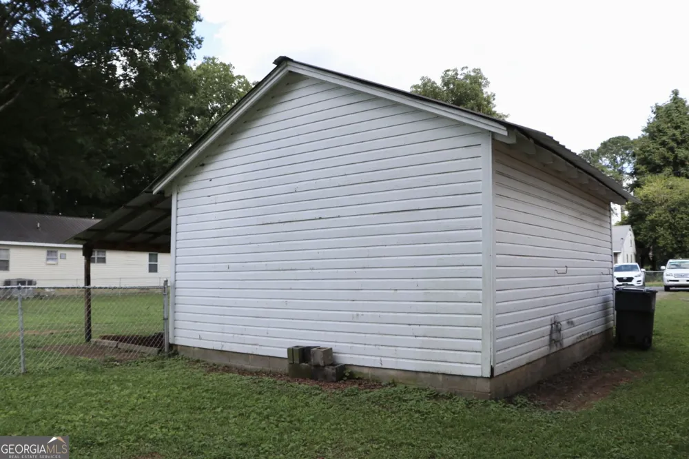 95 Cherry ST Trion, GA 30753
