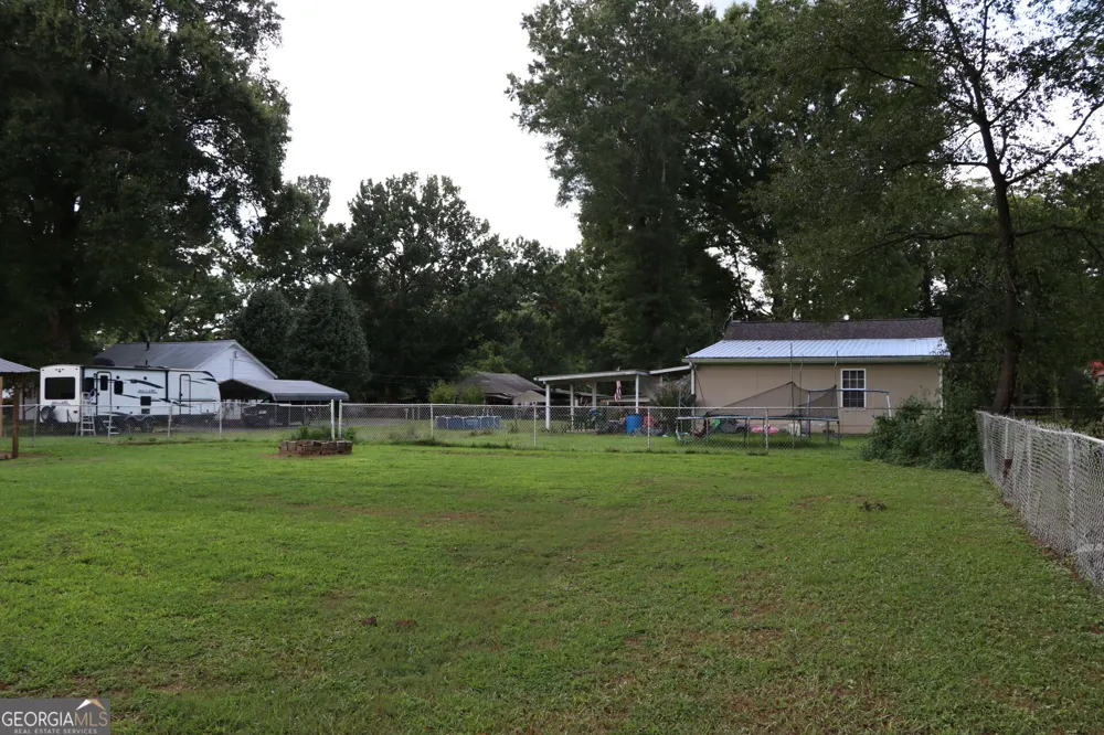 95 Cherry ST Trion, GA 30753
