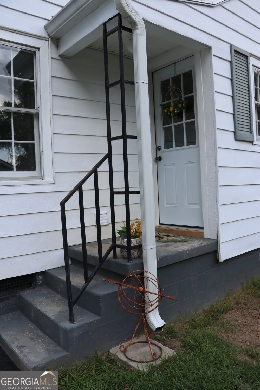 95 Cherry ST Trion, GA 30753