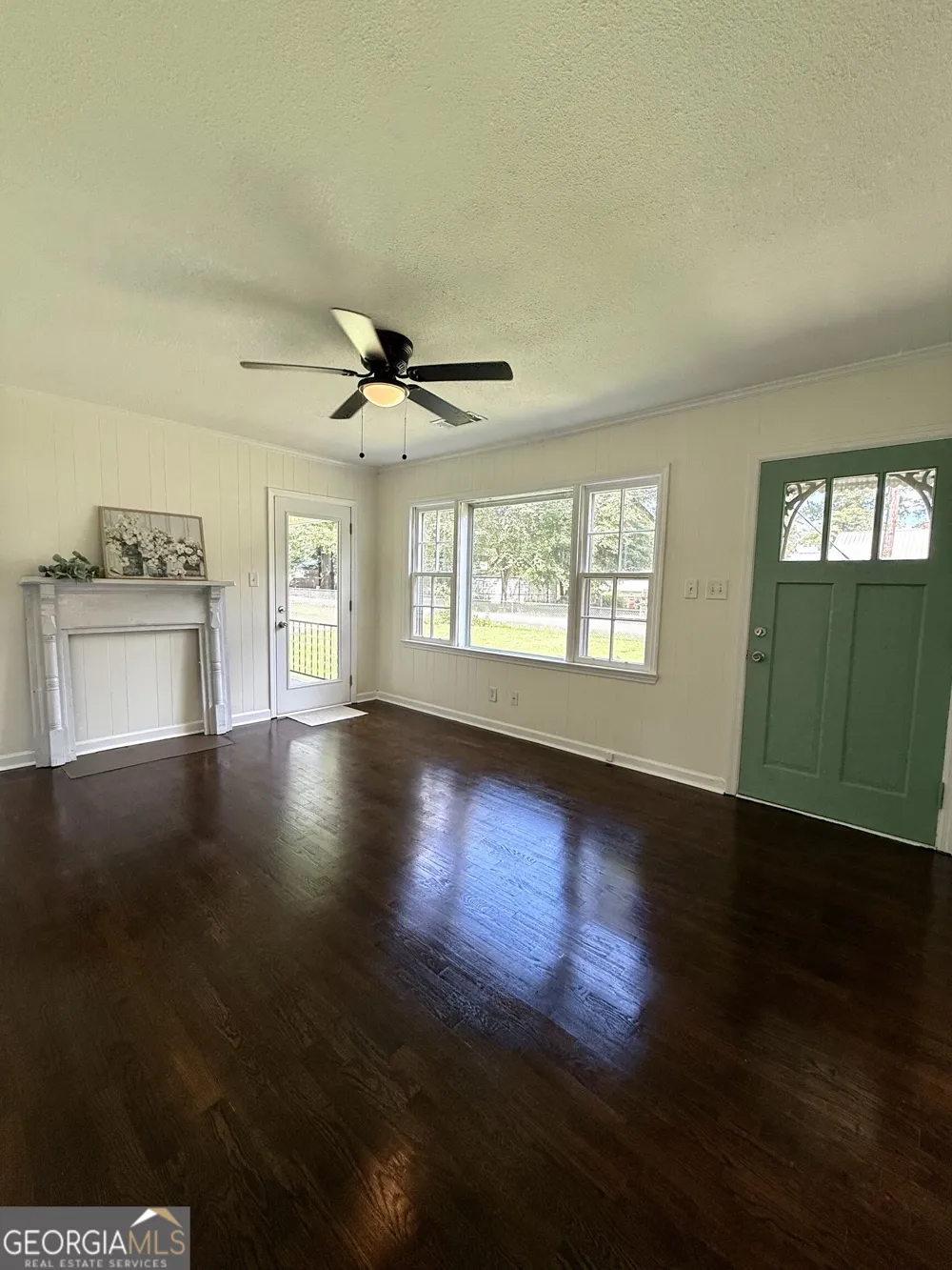 95 Cherry ST Trion, GA 30753